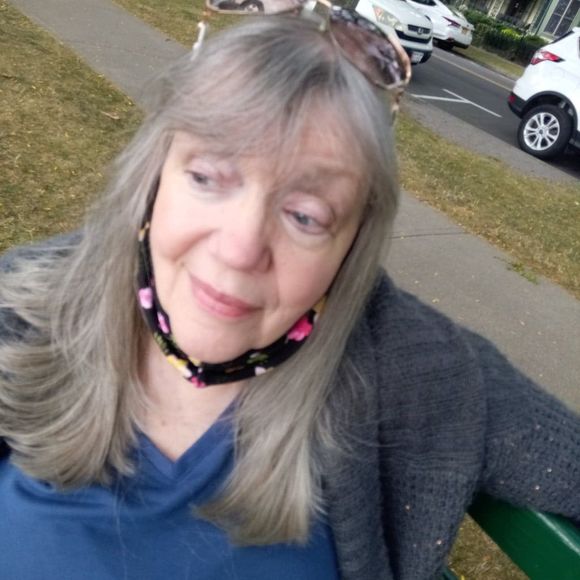 Meet your Posher, Paulette - Picture 1 of 1